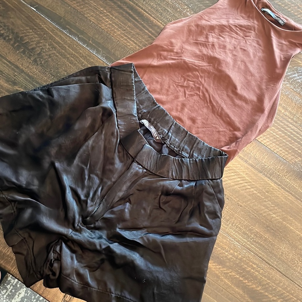 Zara Satin shorts L